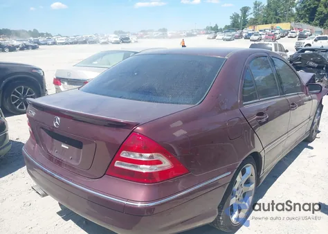 2007 Mercedes-Benz C 230 Sport z USA, uszkodzony, nr VIN WDBRF52H87F917019